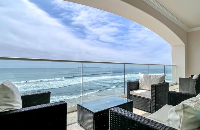 Stylish-BeachAccess-MarYSolCondo-6thFloor-Rosarito