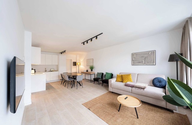 Stylish Duplex for 8 in Central Antwerp