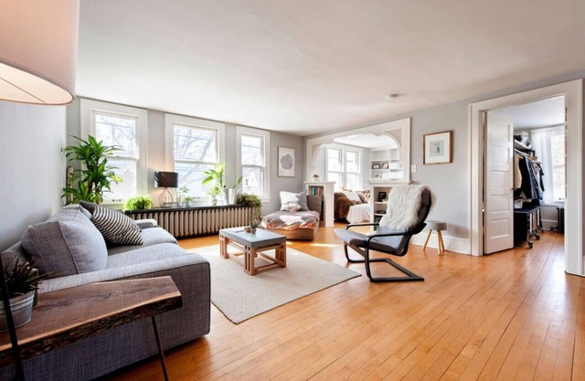 Stylish NE Arts Loft! Sauna Deck Walk to Cafes