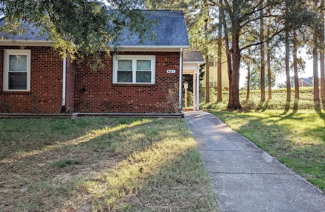 Stylish One-Level Near RDU - Cozy & Modern