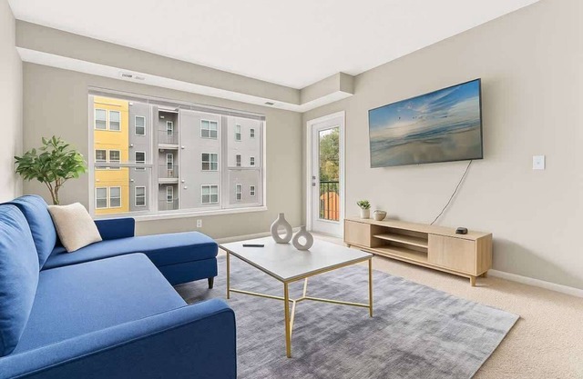 Stylish Queen 2BR Spot | Near XCEL + Free Parking
