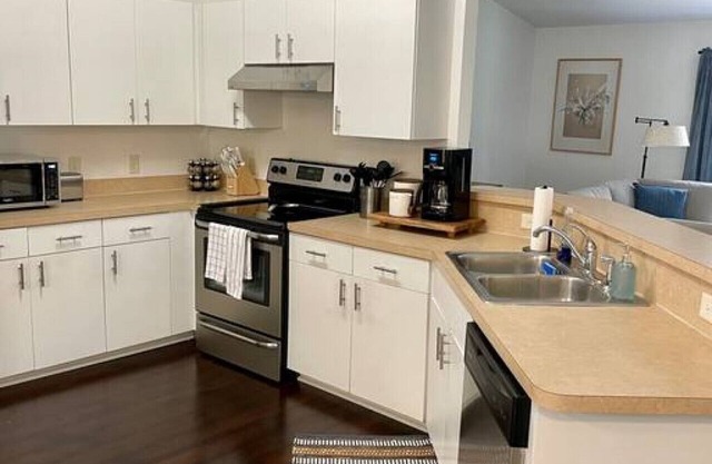 Stylish Rancher| Pet-Friendly | Minutes to WEC