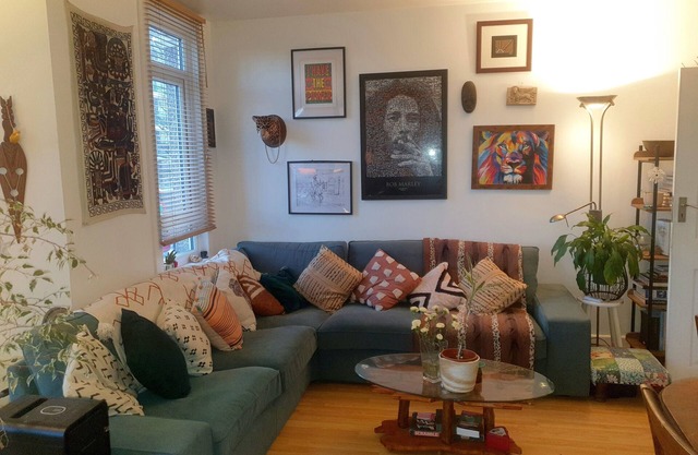 Stylish sanctuary in bustling Wood Green, close to tube, shops and parks
