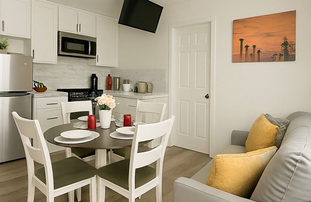 Stylish Terracotta Casita 1 Bedroom and bath AC WiFi in delightful La Mesa