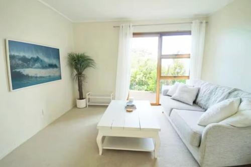 Stylish Unit 2 Min Walk To Beach