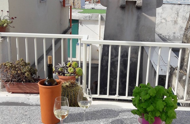 Stylish vacation home with terrace*Centro Storico *old town flair*Dome & sea view*