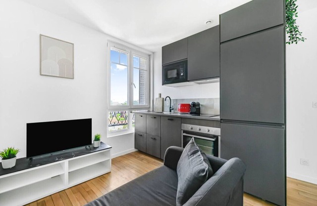 Sublime apartment La Défense Paris Gare 2Pers