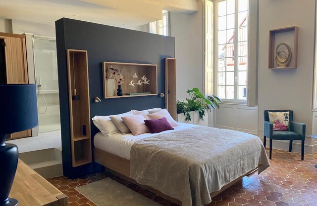 Suite avec Spa Quartier Cathédrale