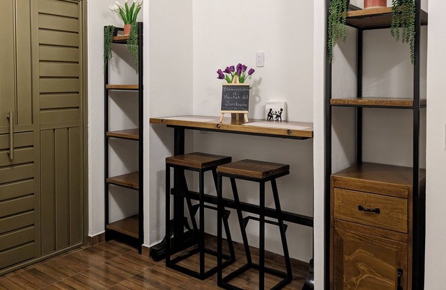 Suite Para 2 Personas Ideal Para Home Office o Descanso Profundo