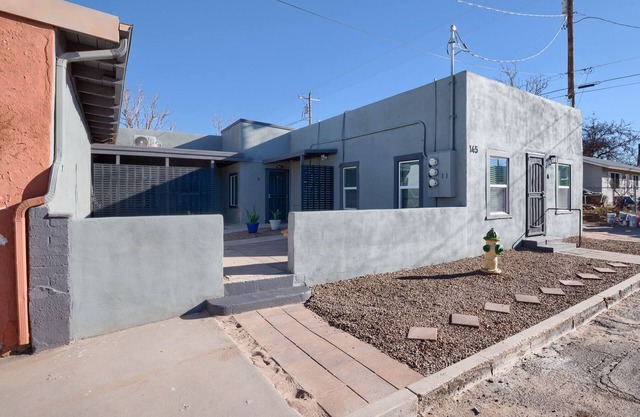 Suites on San Pedro - Unit B