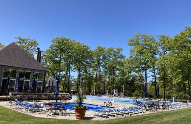 🌿 Summer Retreat + Pool Days in the Laurel Highlands! 🏊🍃