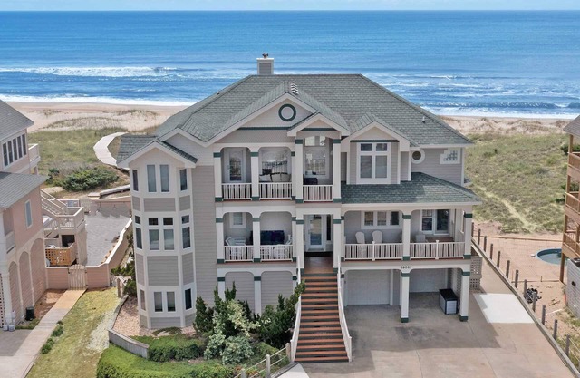 SUMMER SAVINGS - Premier Oceanfront Dog Friendly Home w/Pool, Hot Tub, Theater
