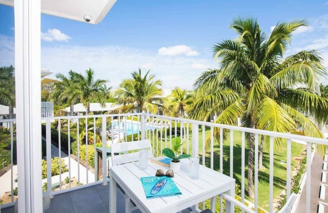 Summertime Suites #53 - One Bedroom & Pool