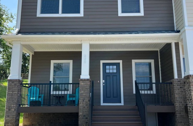 Summit Townhouse , New Townhome In The Summit Community-Blacksburg, VA