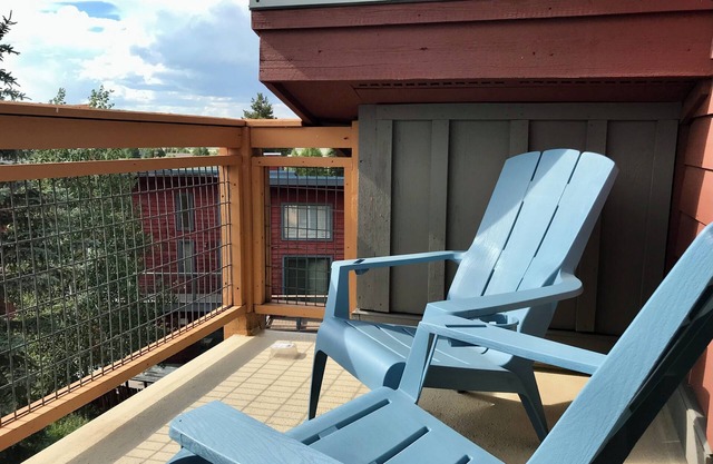 Summit Vista Villa- Hike, Bike, Ski!