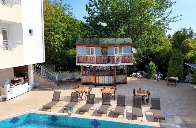 Sun Shine Mir Otel