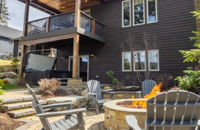 Suncadia 4 Bdrm Home with Private Hot Tub overlooking Prospector Golf Course