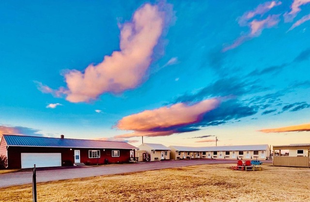 Sundown Motel