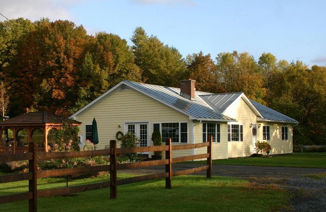 Sunlit VT Country Home w/Hot Tub. Ideal location near Woodstock village