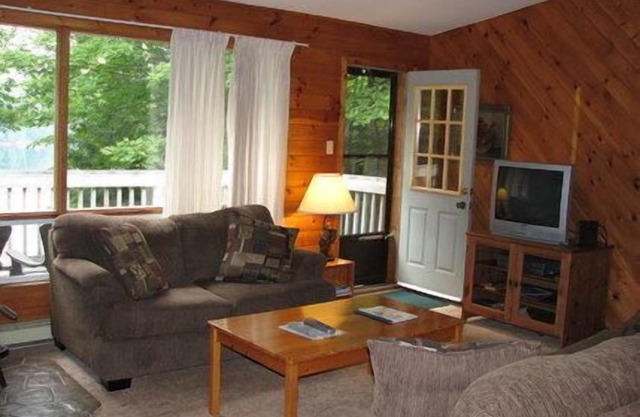 Sunny Point Resort Cottages and Inn