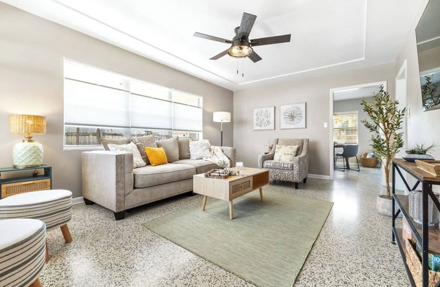 Sunny Side Up – A Charming Retreat!