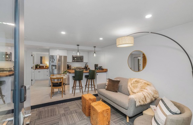 Sunnyside Studio on Green Lake