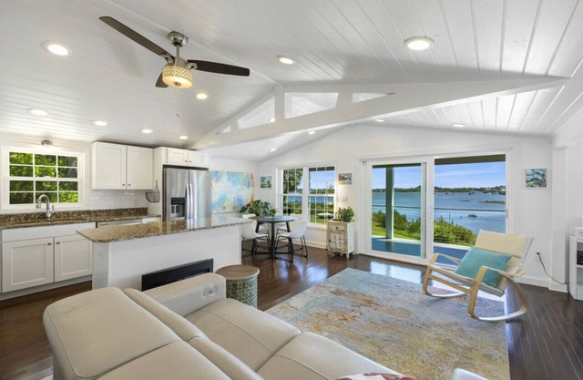 Sunrise Cottage: A Serene Waterfront Retreat
