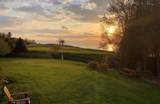 SUNRISE CREEK | Private Beach House Near Door County
