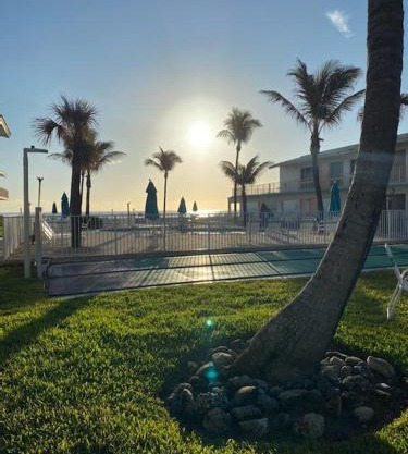 Sunrise Ocean Suites