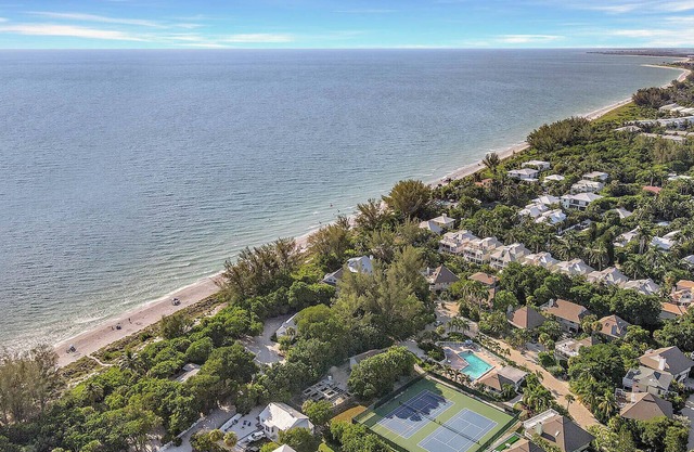 Sunset Captiva 10 - Private home just steps to the beach