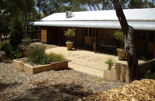Sunset Cottage at 1860 Wine Country Cottages