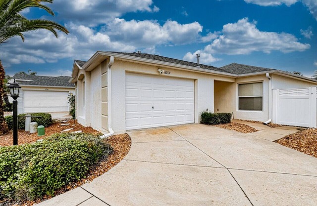 Sunset Pines Villa Minutes from Lake Sumter Landing