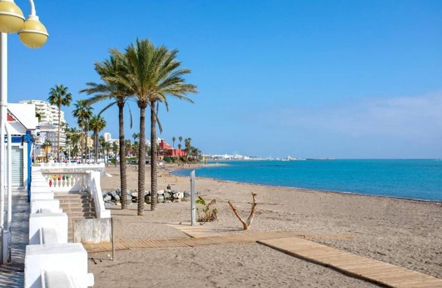 Sunstay Guadalmar Loft Seaview