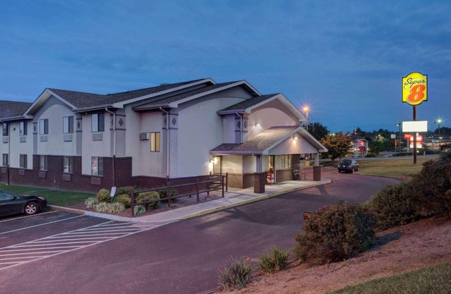 Super 8 by Wyndham Christiansburg/Blacksburg Area