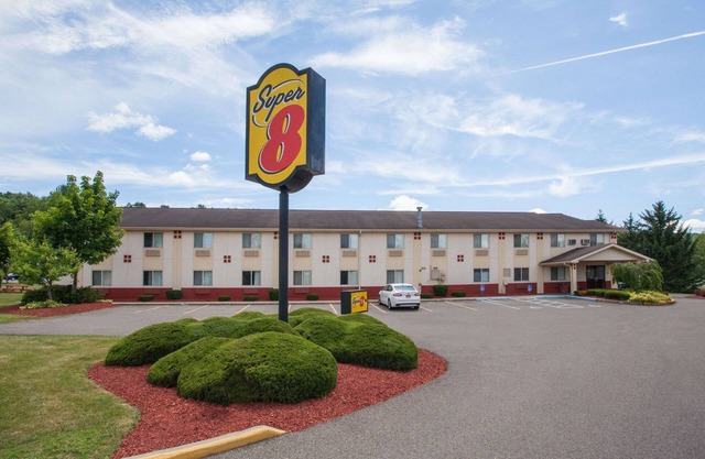 Super 8 by Wyndham Sidney NY
