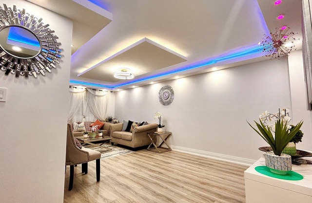 Super Luxury House with 3 Bedrooms, 1-1/2 Washrooms, Basement and Free Parking