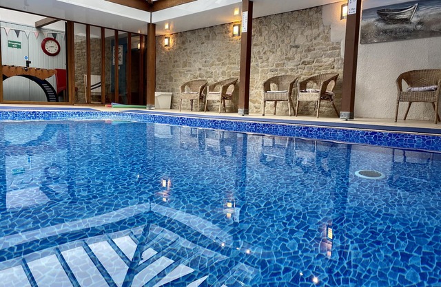 Super warm, private, indoor pool - just for you! 5 Bedrooms, Rural Seaside