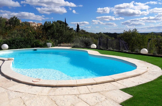 Superb and quiet villa for 6 people with pool and unobstructed view