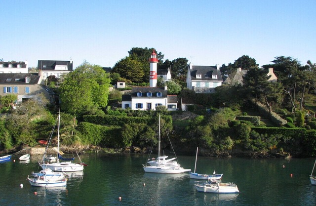 Superb apartment with a sea view from any direction