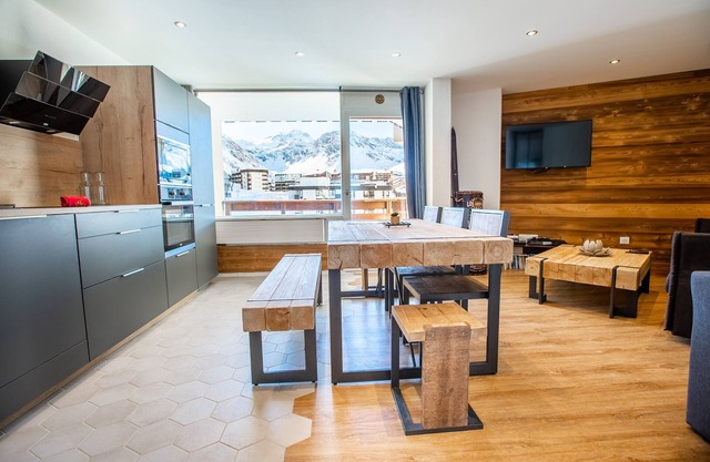 Superb apartment close to the slopes of Lavachet, ideal location!