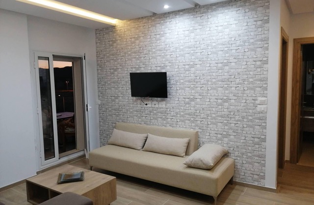 Superb brand-new apartment with pool view