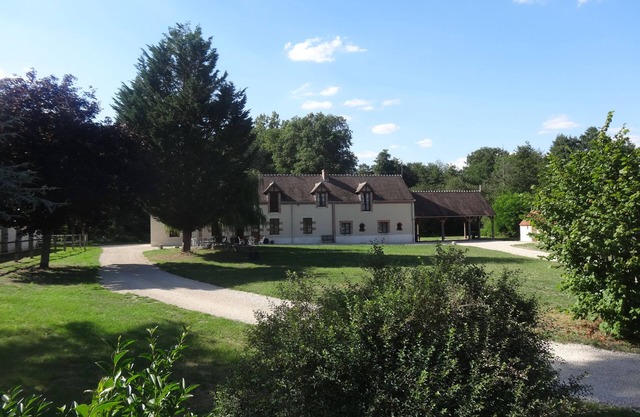 Superb holiday home with 22 ha of park at the entrance to Chambord park