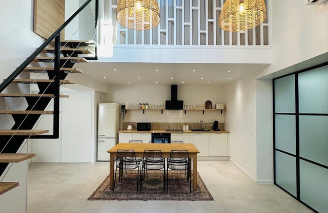 Superb house in the heart of Larchant. Pets welcome!