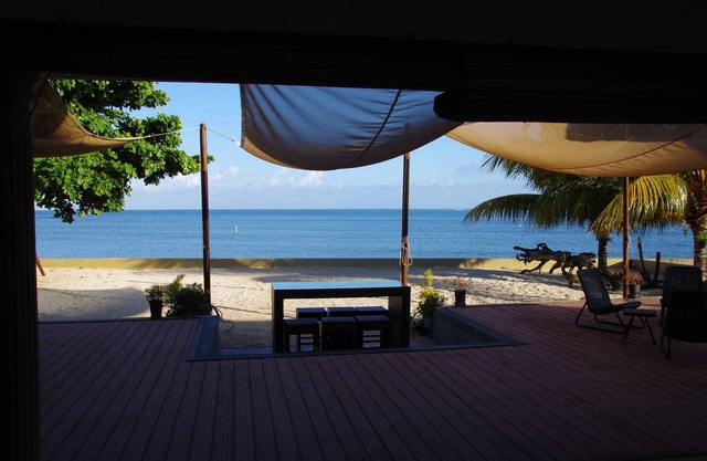 Superb Villa, Beachfront, Private Pool, Sunset