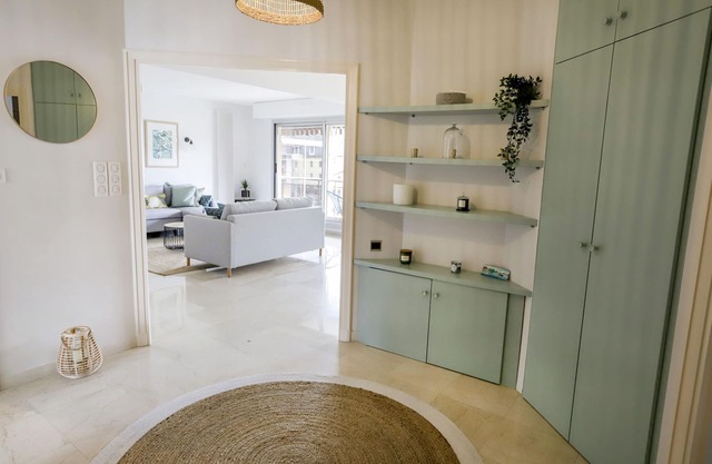 Superbe 120m2 - 2chambres + 2sdb, 3 Grds Balcons