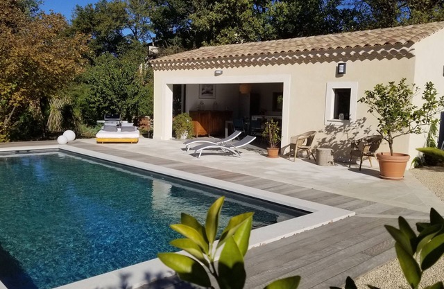 Superbe Maison en Provence Avec Piscine, Magnifique vue sur le Luberon