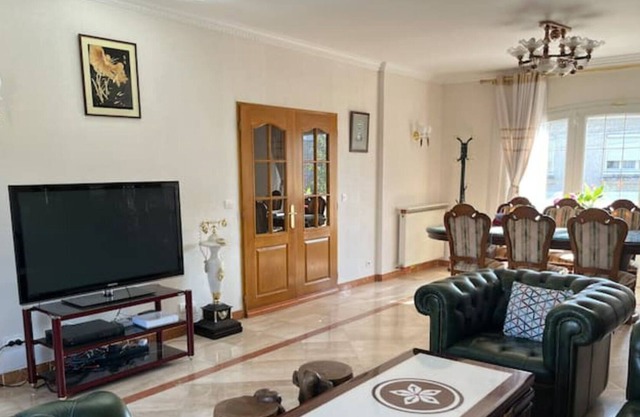 Superbe Maison 5 Chambres Pour 9P- 20min de Paris
