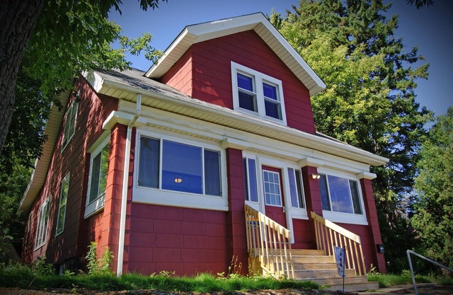 Superior Views, Harbor Views, Scenic Skyline Parkway, Remodeled, Charming
