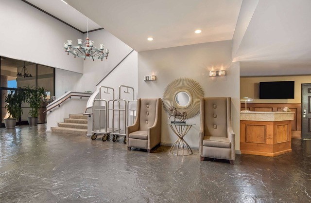 SureStay Plus Hotel by Best Western Reno Airport