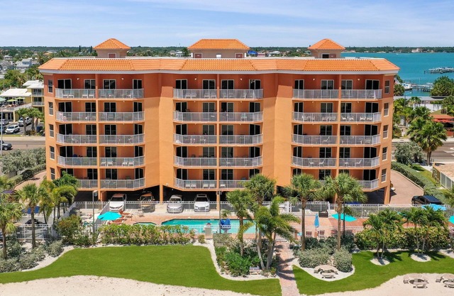Surf Beach Treasure Island Resort